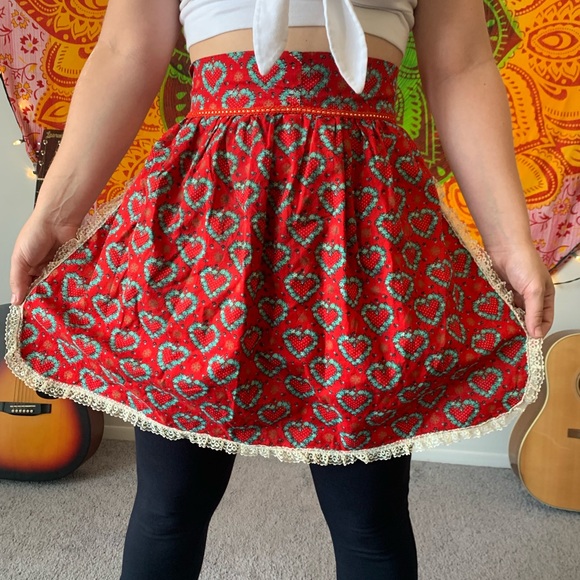 //VINTAGE// Red heart apron - Picture 6 of 8